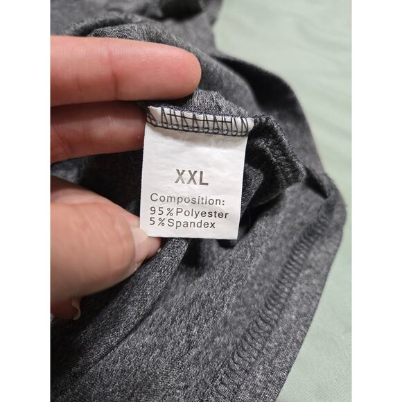 Unknown brand xxl women's gray graphic tee - Picture 4 of 7